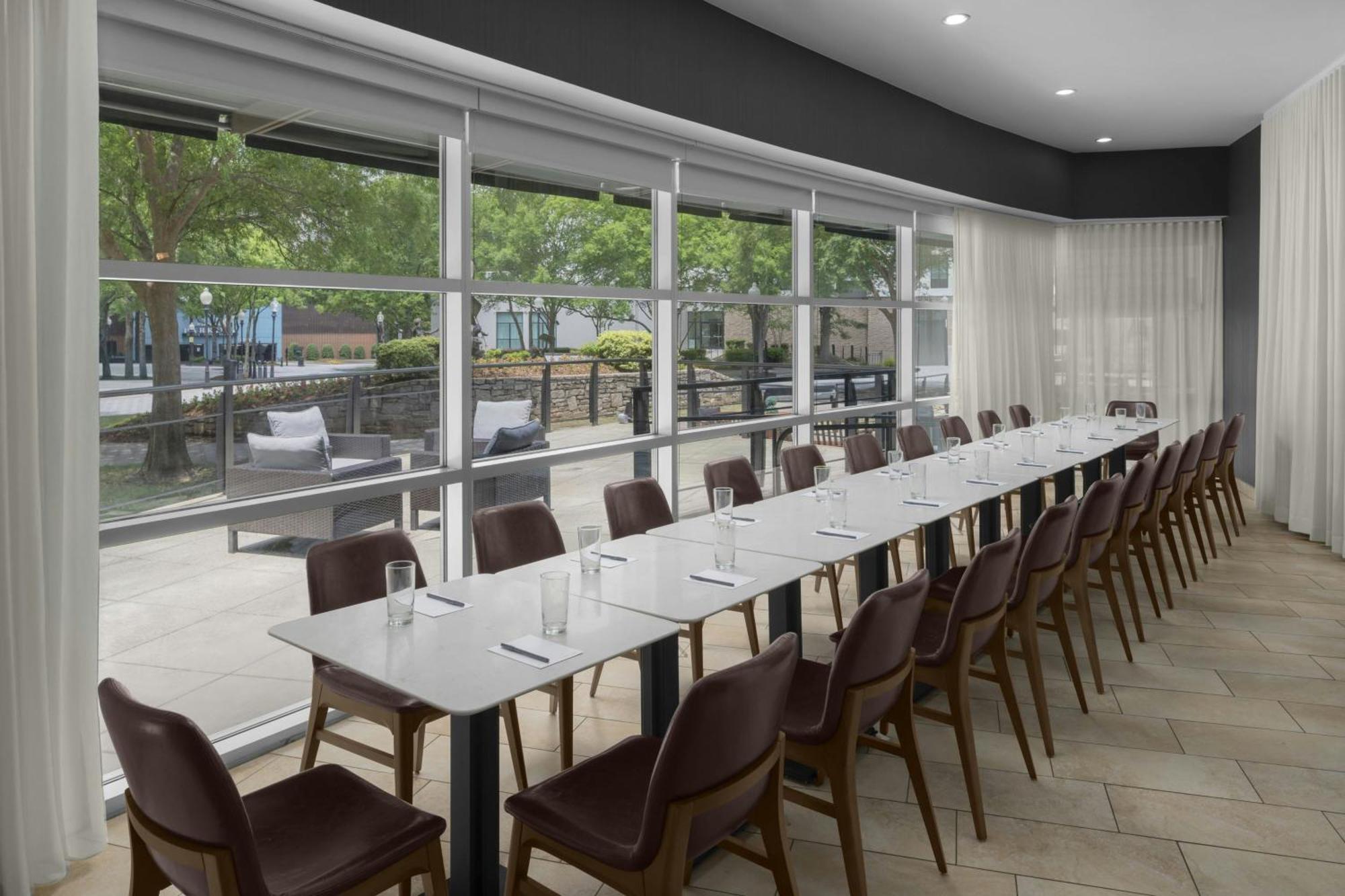 Hotel Courtyard By Marriott Buckhead Atlanta