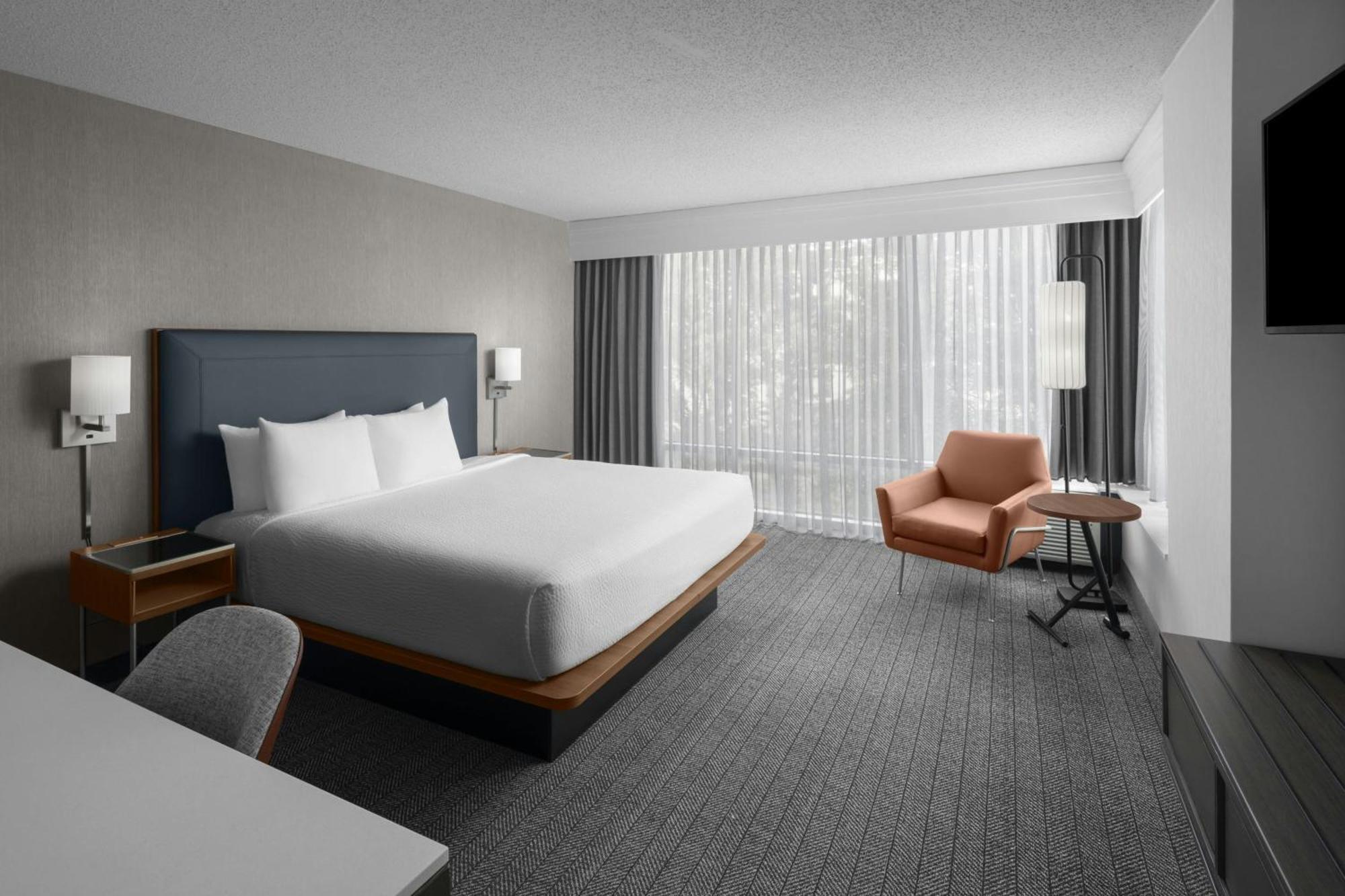 Courtyard By Marriott Buckhead Hotel 3*