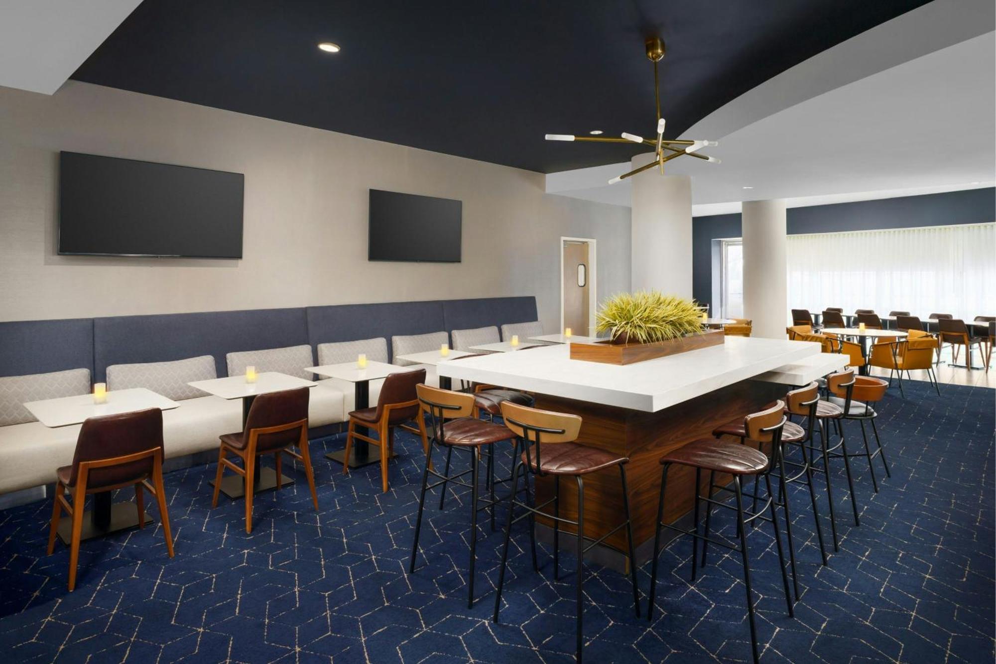 Hotel Courtyard By Marriott Buckhead 3*