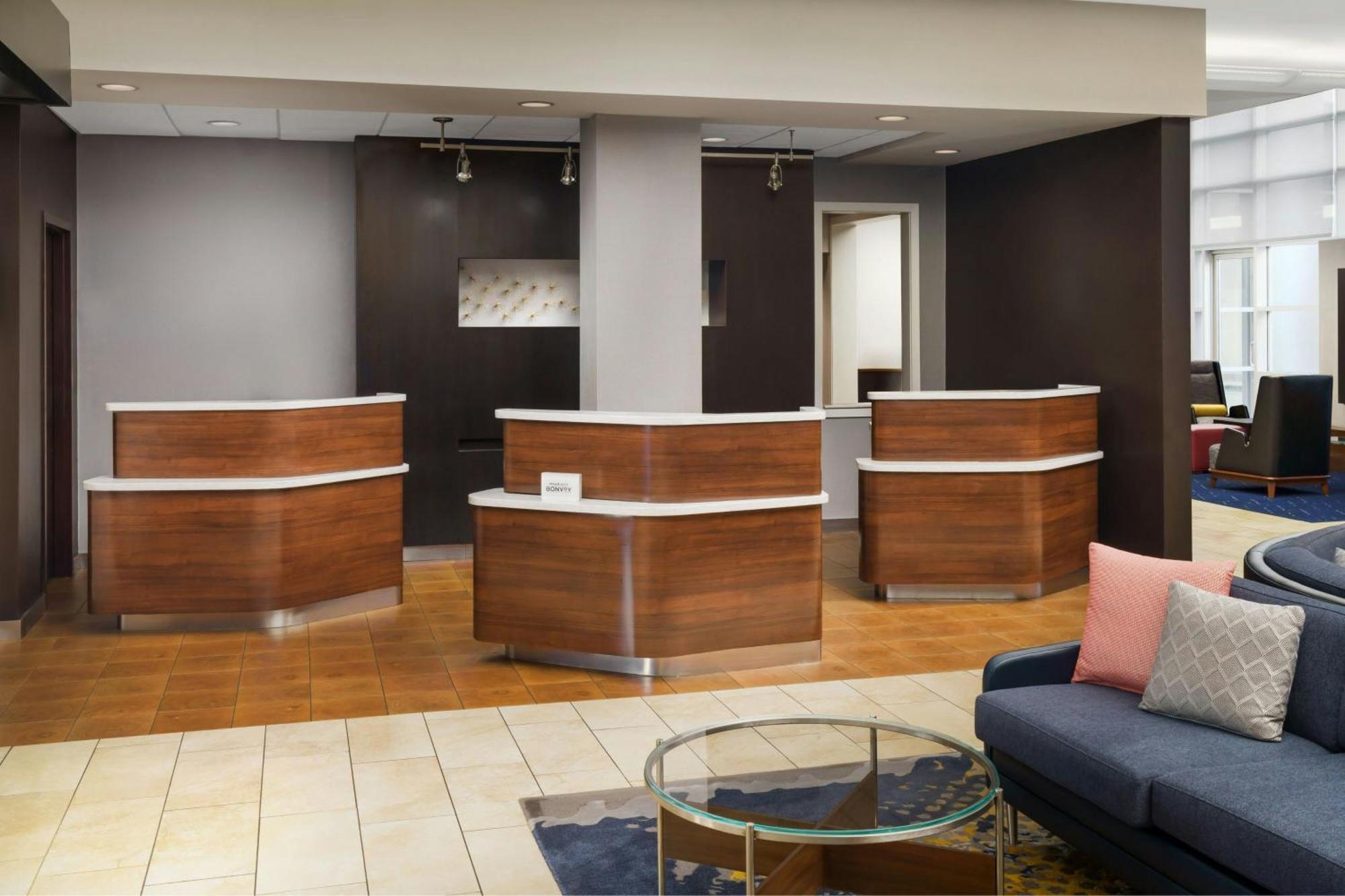 Courtyard By Marriott Buckhead Atlanta
