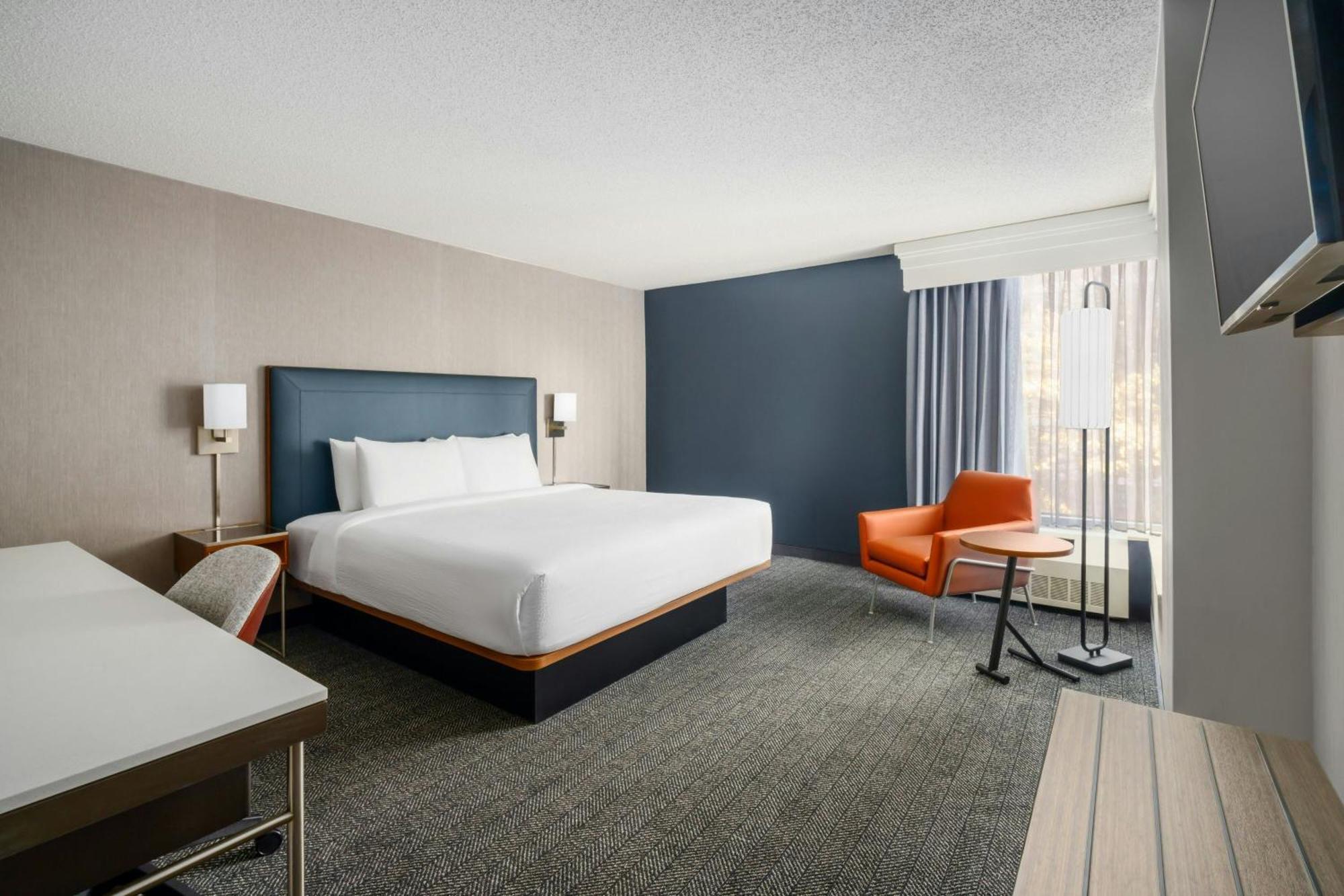 Courtyard By Marriott Buckhead Hotel 3*