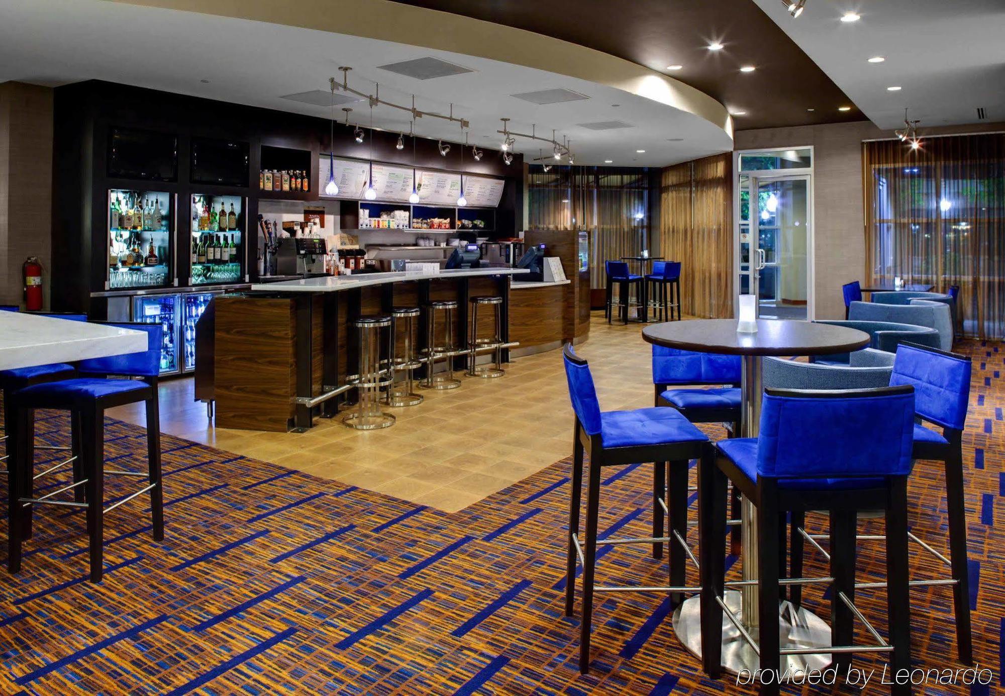Courtyard By Marriott Buckhead 3*