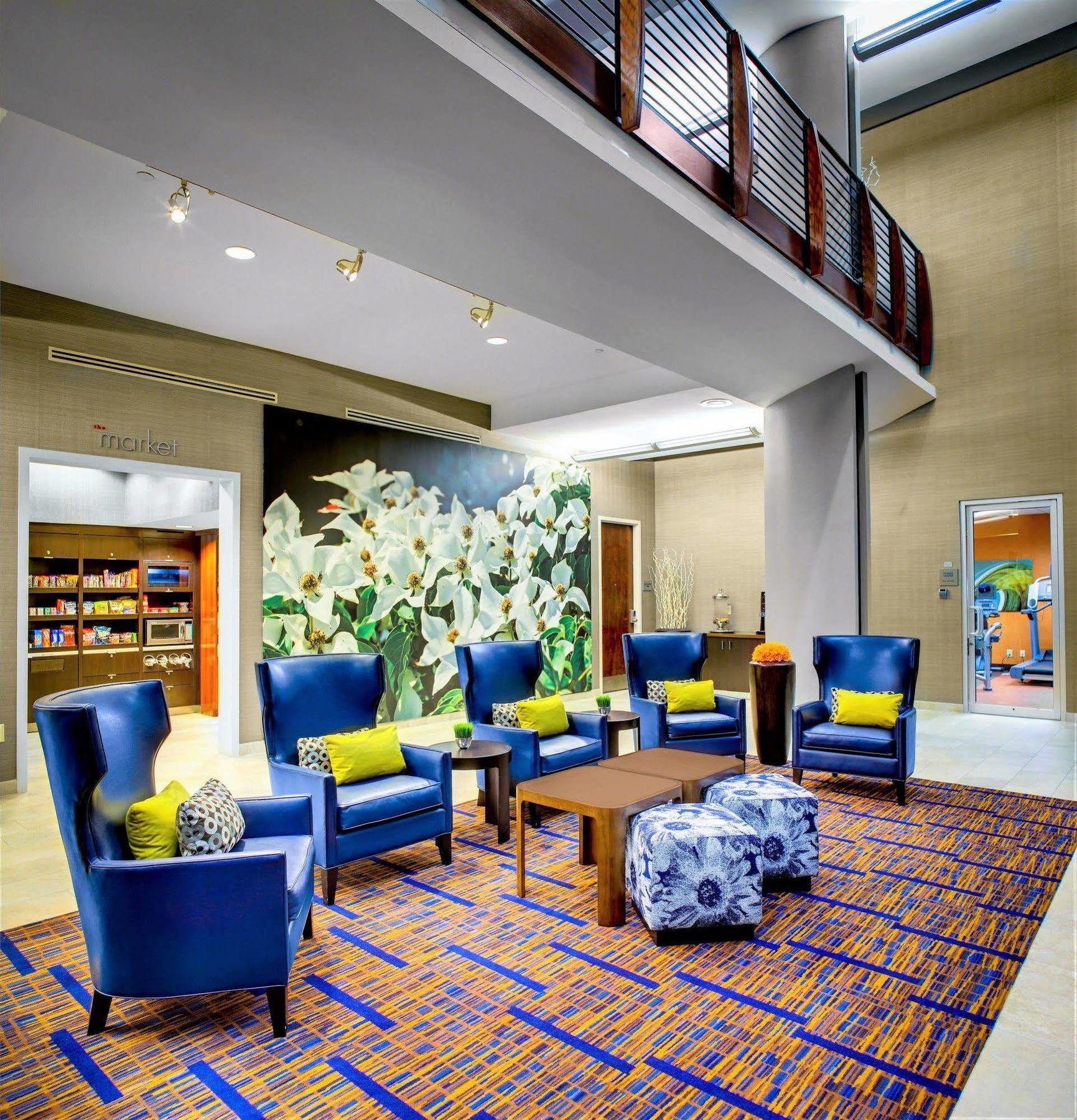 Courtyard By Marriott Buckhead Hotel