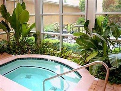Hotel Courtyard By Marriott Buckhead 3*